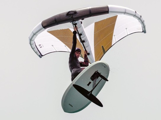 Aile de wing AURA X2 Vayu marçon yachting