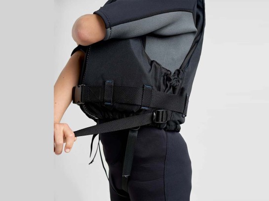 Gilet de flottabilité essentiel pour enfant avec fermeture Éclair frontale.