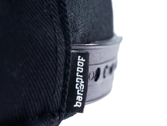 Casque sports nautiques, Casquette – Noir / Camouflage Digital marçon yachting