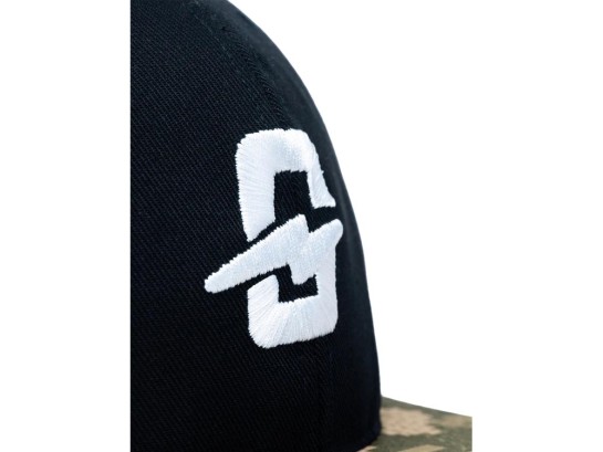 Casque sports nautiques, Casquette – Noir / Camouflage Digital marçon yachting