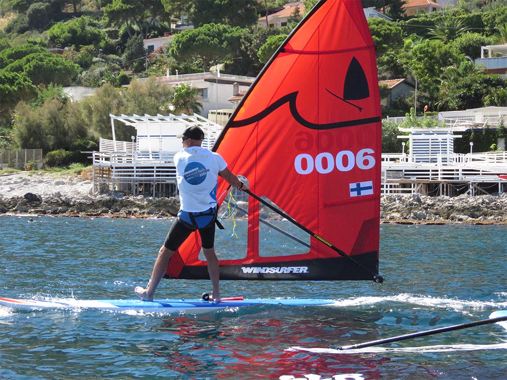 Windsurfer LT Couleur voile Red sail